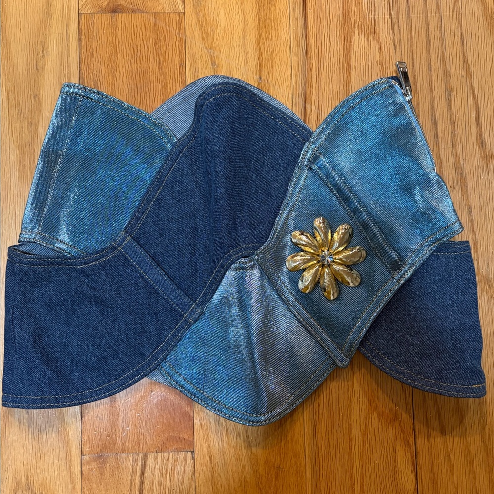 AREA Skirt size 25